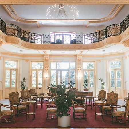 Terres De France - Appart'Hotel Le Splendid 알레바르드 외부 사진