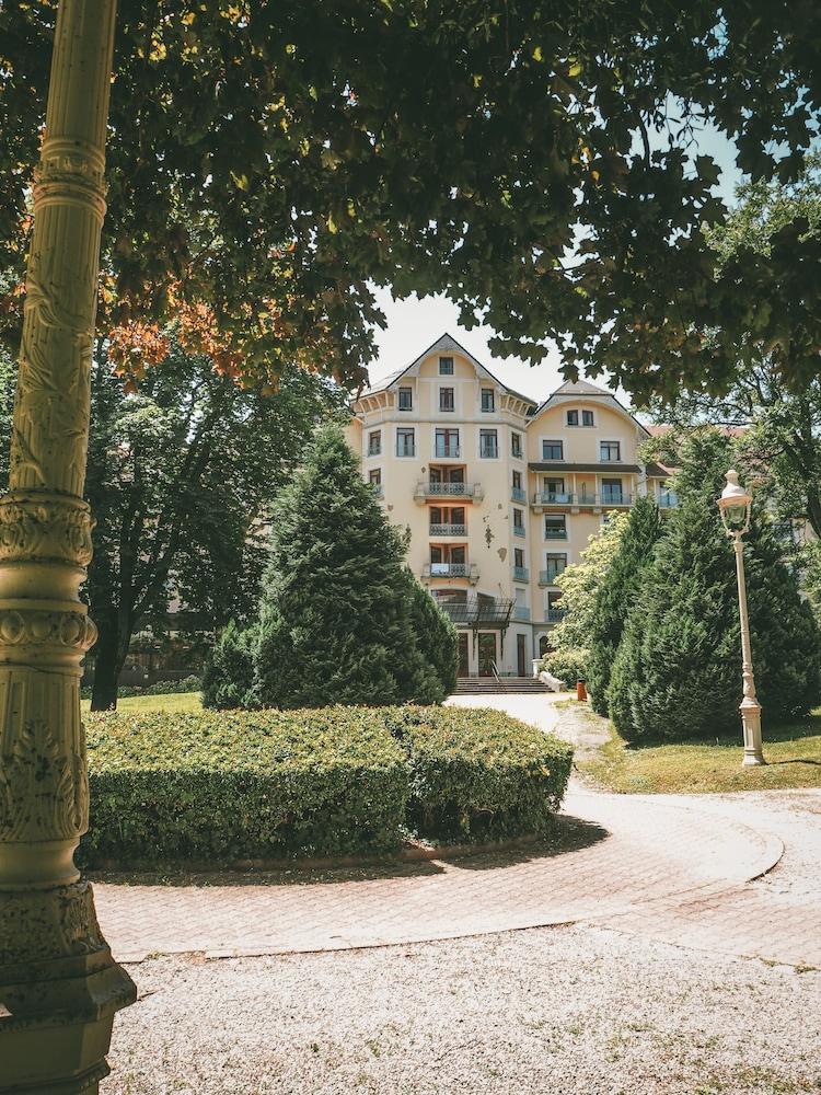 Terres De France - Appart'Hotel Le Splendid 알레바르드 외부 사진