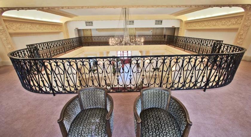 Terres De France - Appart'Hotel Le Splendid 알레바르드 외부 사진
