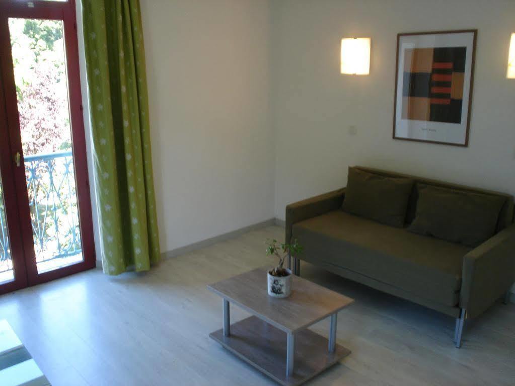Terres De France - Appart'Hotel Le Splendid 알레바르드 외부 사진