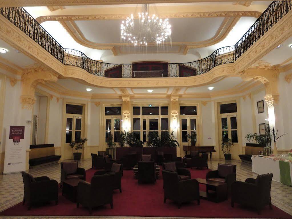 Terres De France - Appart'Hotel Le Splendid 알레바르드 외부 사진